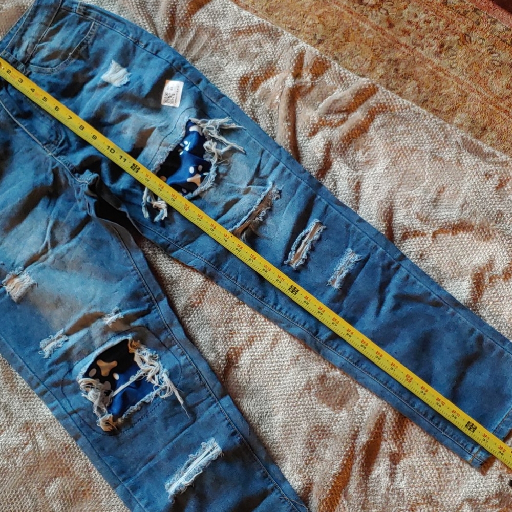 Jeans - Picture 4 of 8